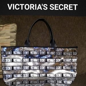 $6 Closeout!  Victoria's Secret Lg Totebag